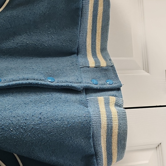 Vintage Butwin Wool Varsity High School Jacket Light Blue & White + Pins Dan - Picture 5 of 14